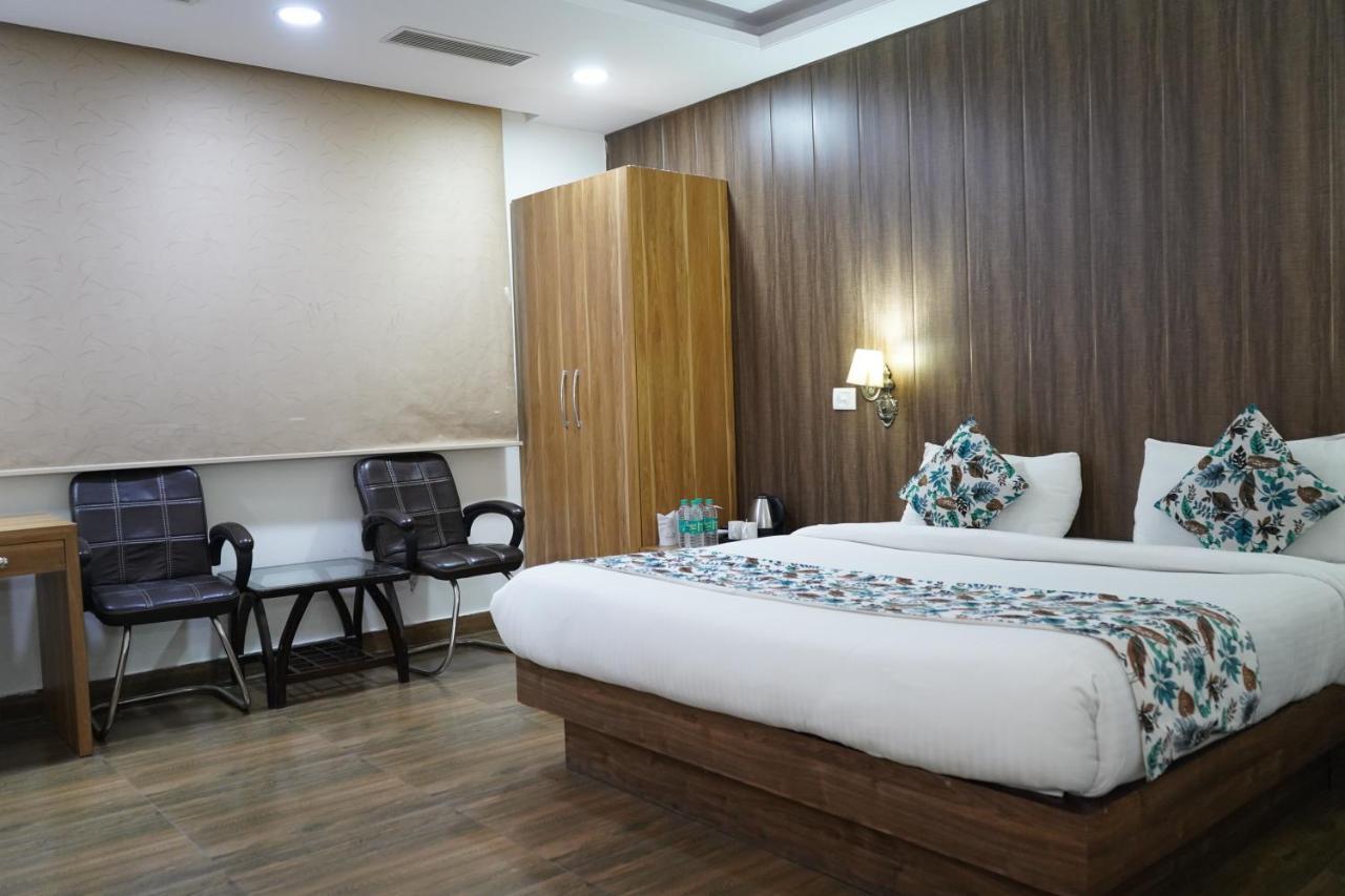 The Dwelling Paradise Hotel Greater Noida Luaran gambar